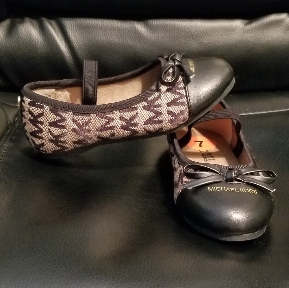 MK Michael Kors Brown Toddler Flats (Size 7c) 🐿